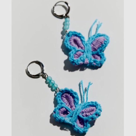 URBAN OUTFITTERS CROCHET CHARM BUTTERFLY EARRINGS - Picture 1 of 11